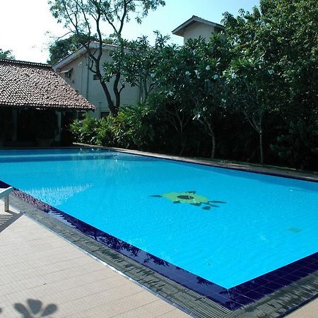 Hotel Sunflower Kataragama Kültér fotó