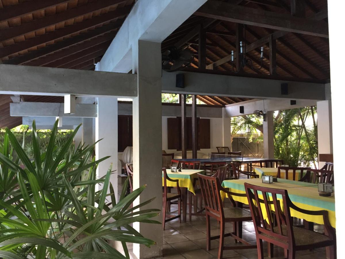 Hotel Sunflower Kataragama Kültér fotó